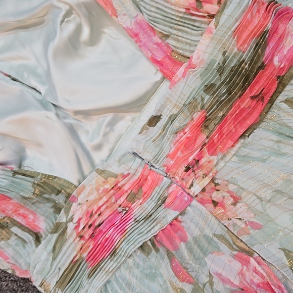 NWT Eliza J Floral Maxi Dress Embellished Neck  Sz 6 - Picture 14 of 15